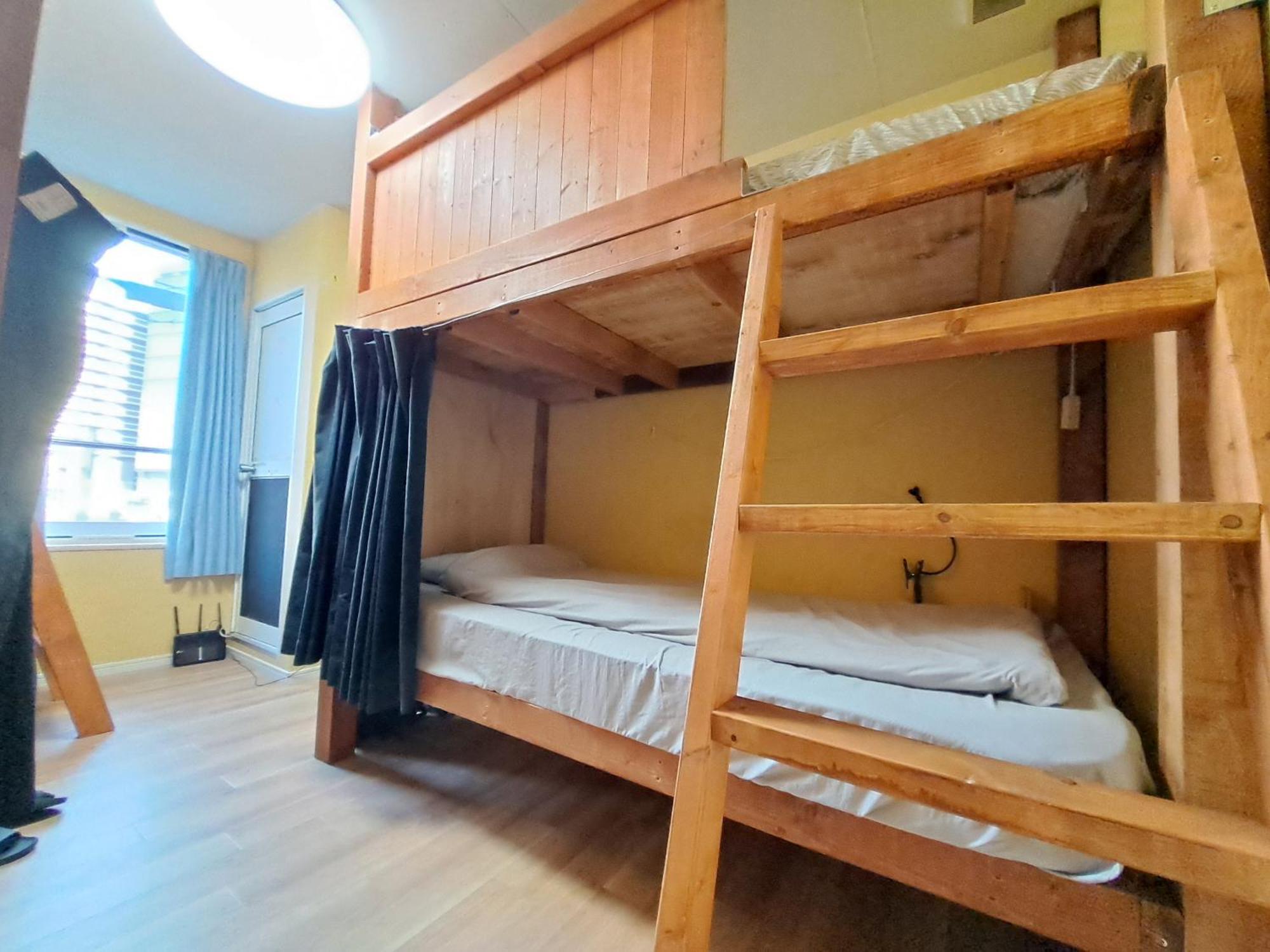 Fukuoka Tabiji Hostel & Guesthouse Ngoại thất bức ảnh